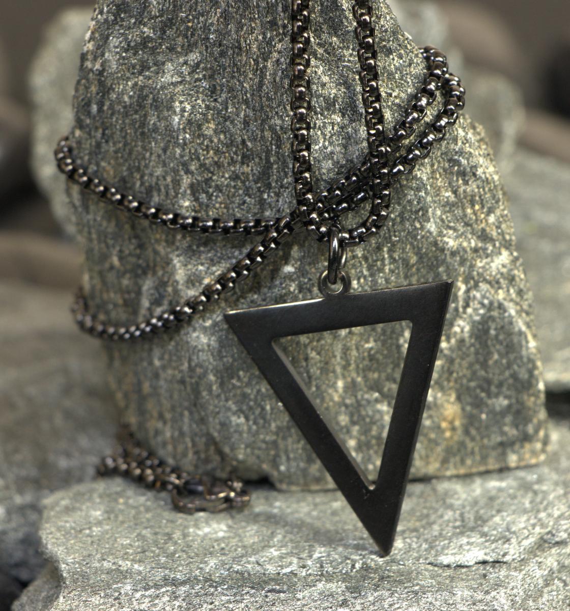 Mirella Black Necklace