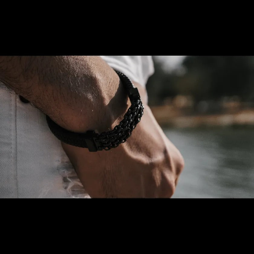 Giovanny Black Bracelet