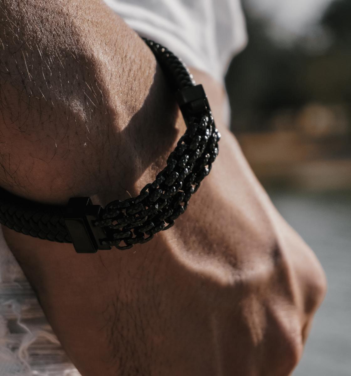 Giovanny Black Bracelet